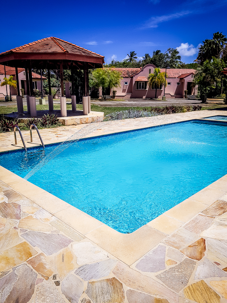 Community-Saltwater-Pool.jpg