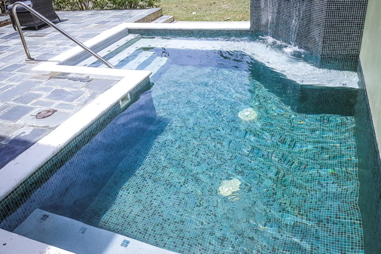 Plunge Pool